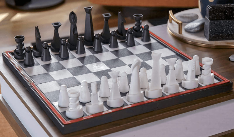 Khaos Chess Set — Detail